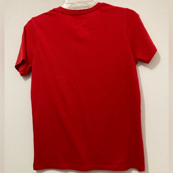 M TV Music Television Graphic T-shirt Adult Size Medium Unisex Red Holiday - Picture 3 of 3